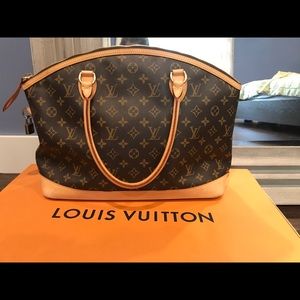 Louis Vuitton horizontal lockit